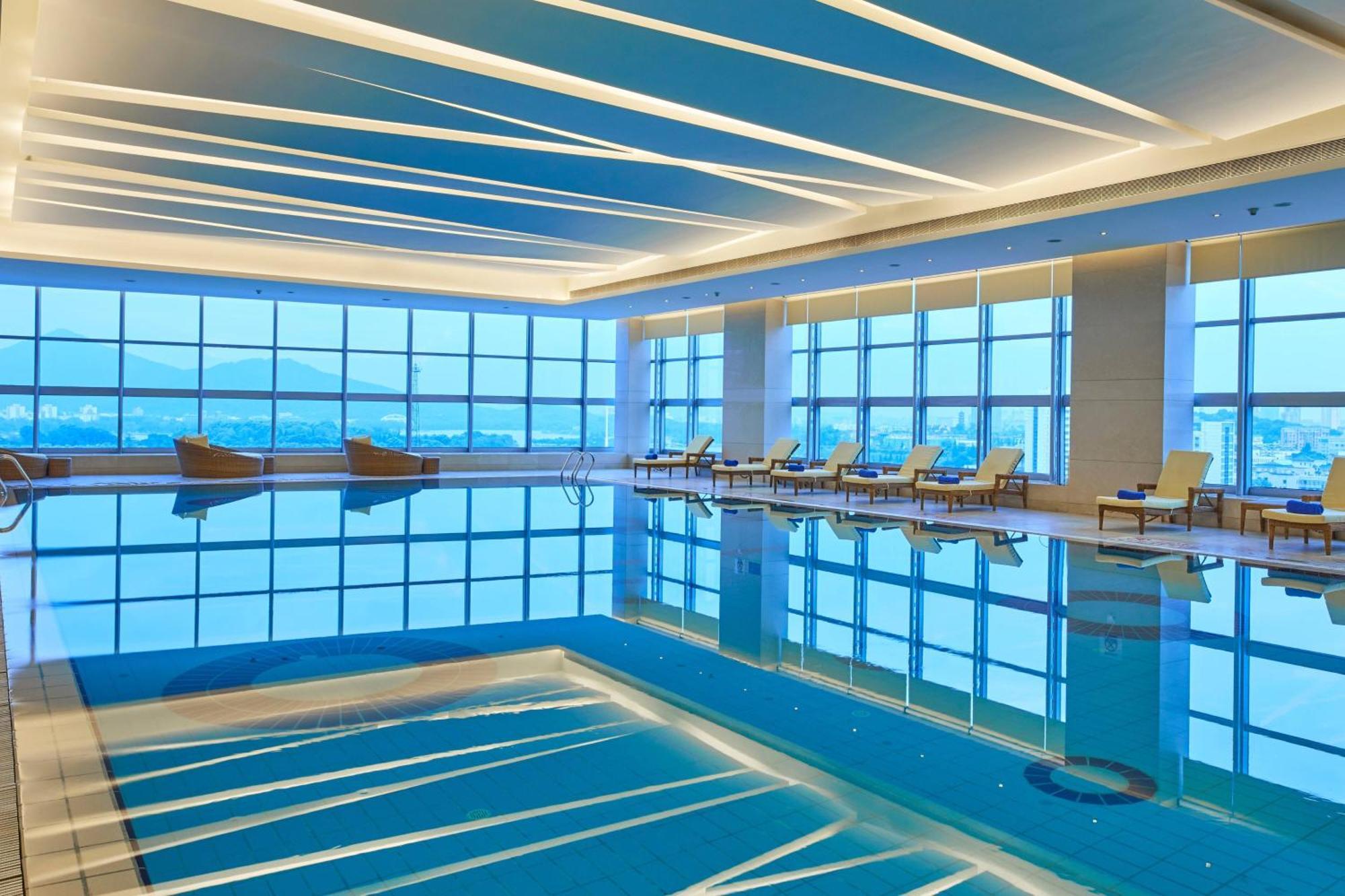 The Westin Nanjing Xuanwu Lake Exterior foto
